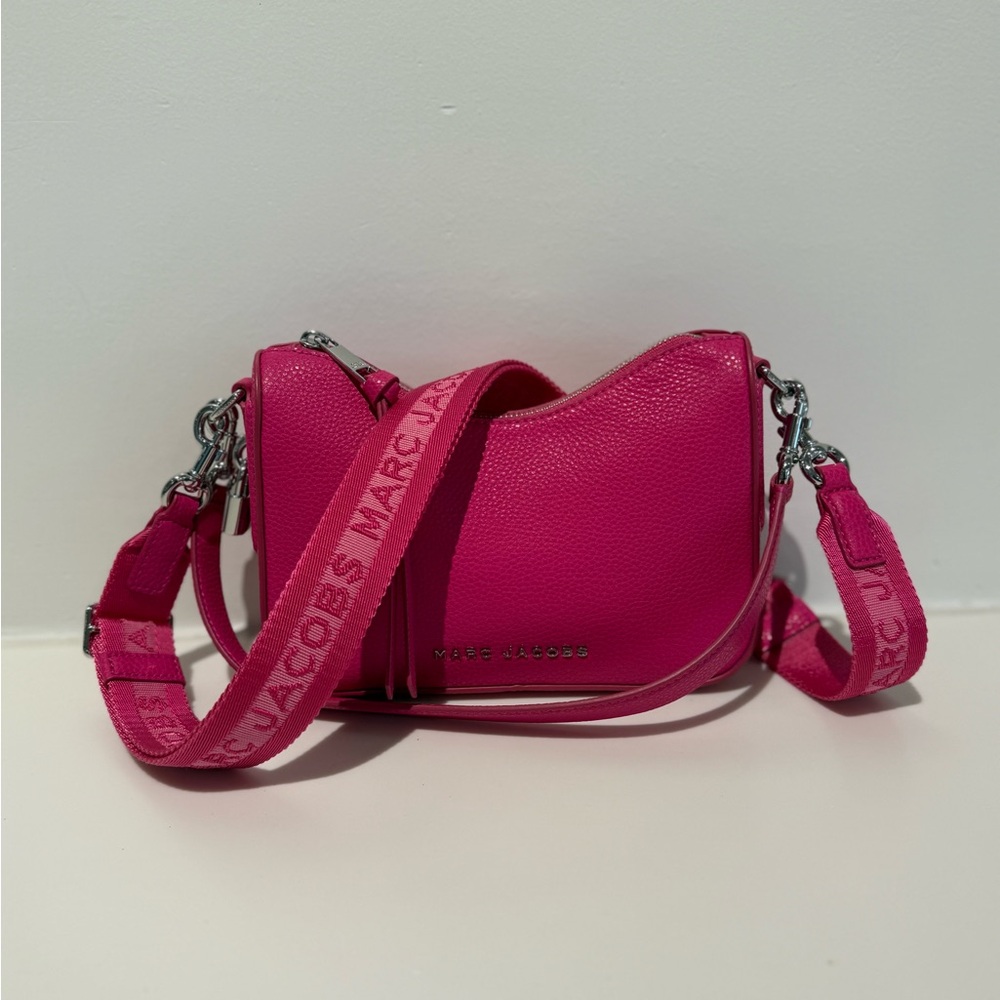 NWT Marc Jacobs hot pink small crossbody and shoulder bag